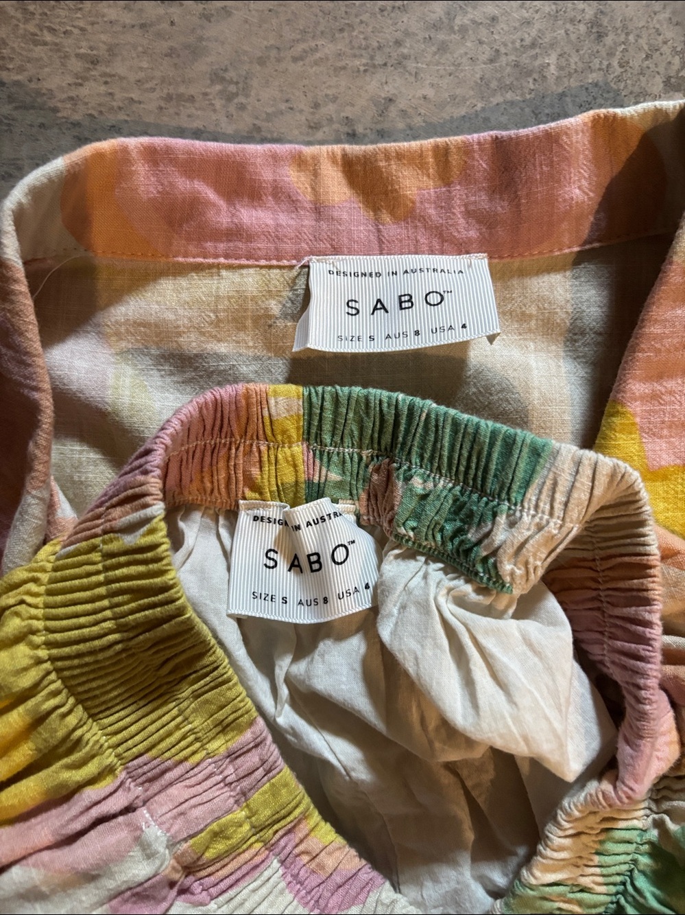 Sabo skirt Two-Piece short Set - Picture 3 of 10